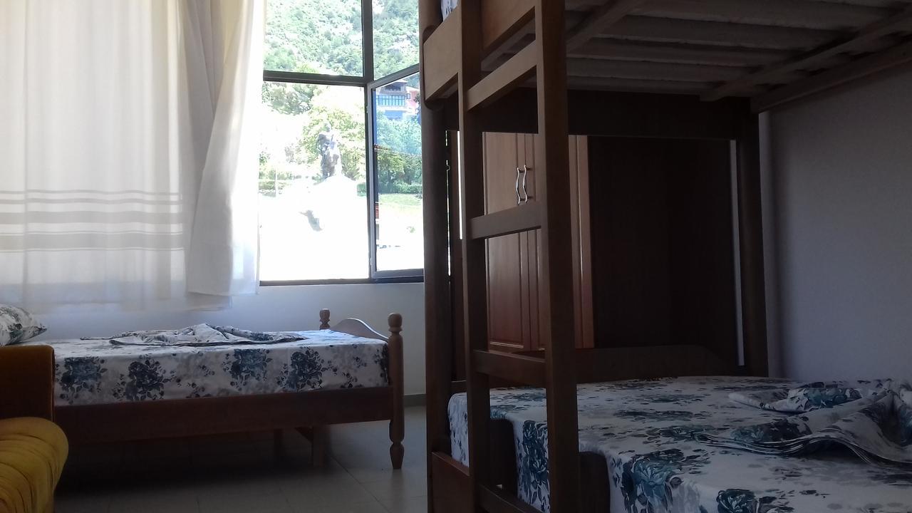 Kruja Hostel Esterno foto