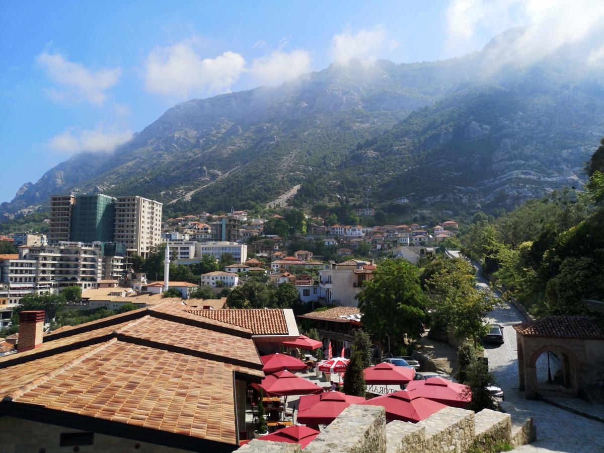Kruja Hostel Esterno foto