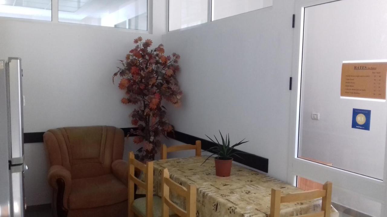 Kruja Hostel Esterno foto